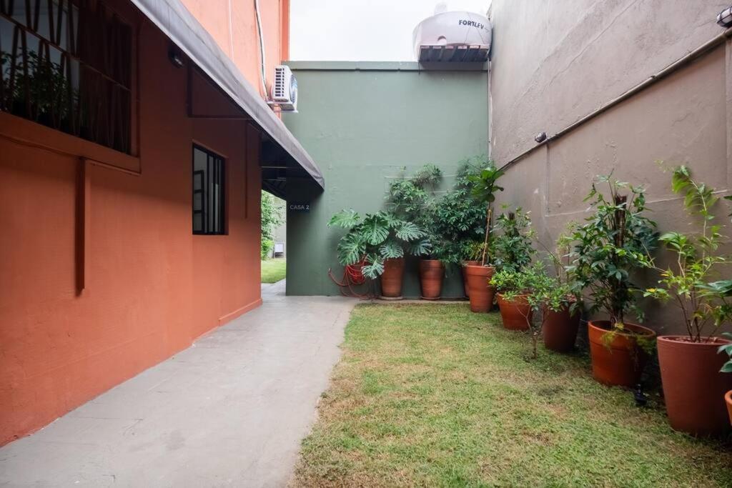Casa Com Jardim Perto Do Parque * São Paulo