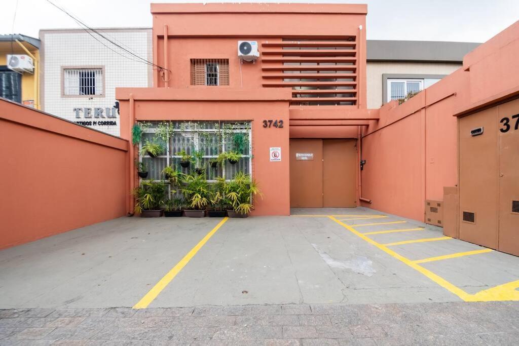 Casa Com Jardim Perto Do Parque * São Paulo
